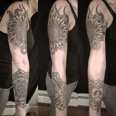 Sea Serpent Saloon tattoo 010