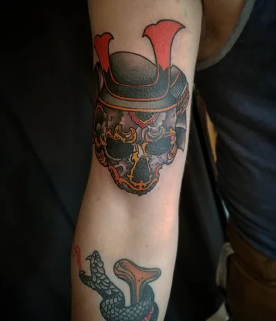 Sea Serpent Saloon tattoo 017