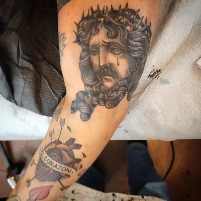 Sea Serpent Saloon tattoo 041