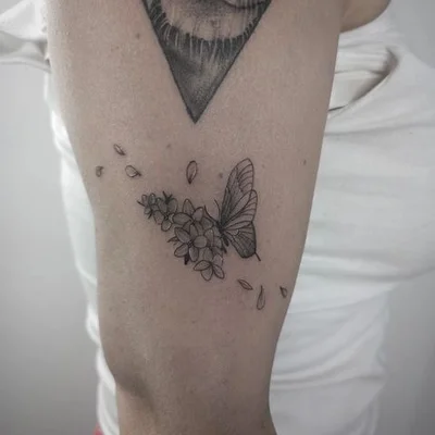 Sebastian Minotta tattoo 007