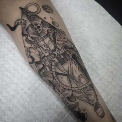 Sebastian Minotta tattoo 009