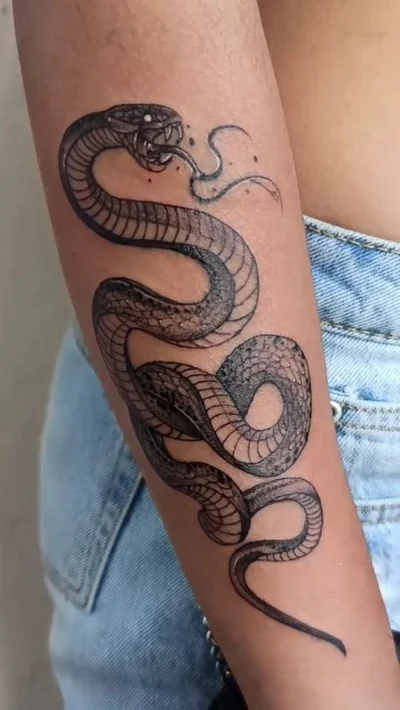 Sebastian Minotta tattoo 021
