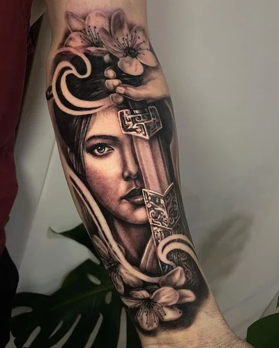Sebastian Thompson tattoo 019
