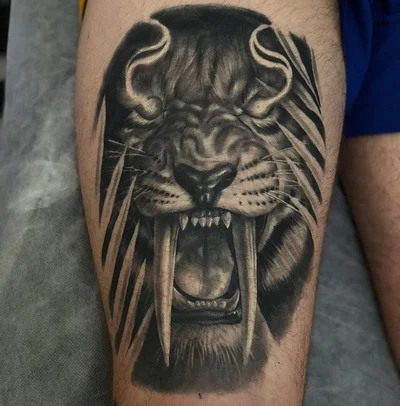 Sebastian Thompson tattoo 025