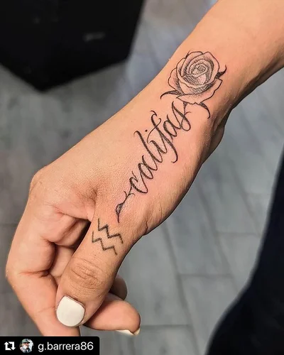 Select Tattoo tattoo 027
