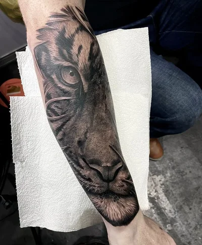 Semper Tattoo studio tattoo 040