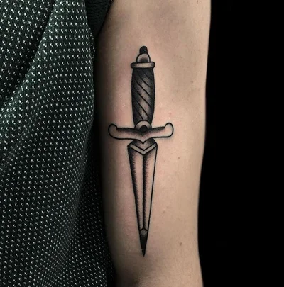 Sena Eperro tattoo 017