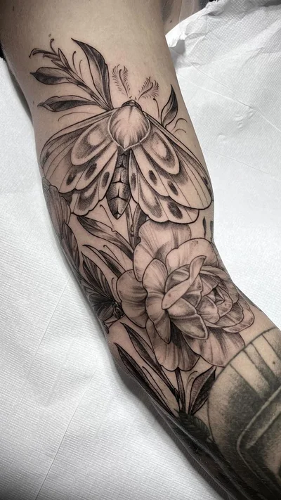 Senic tattoo 050