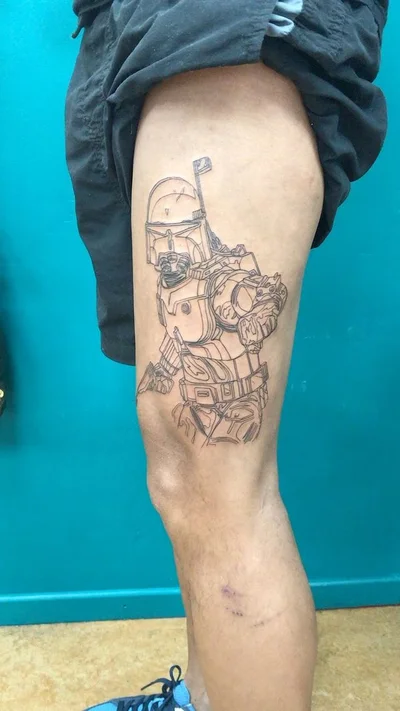 Sera Hunt tattoo 026