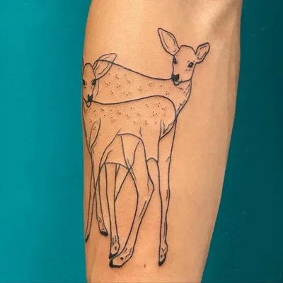 Sera Hunt tattoo 028