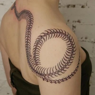 Sera Helen tattoo 011