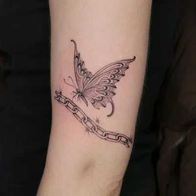 Sera Helen tattoo 015