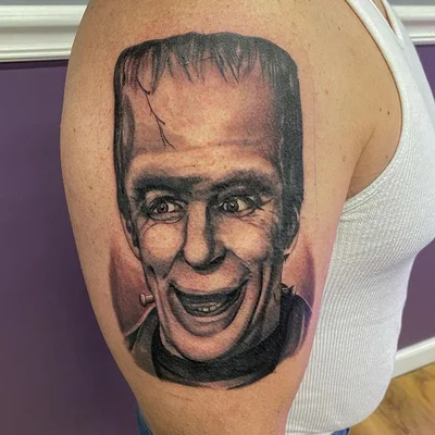 Serena Williams tattoo 033