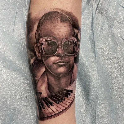 Serena Williams tattoo 046