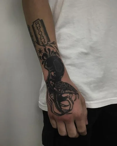 ХАРКІВ ТАТУ | TRADITIONAL TATTOO tattoo 046