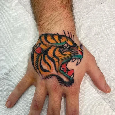 Sergio Manrique tattoo 011