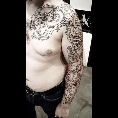 Seth Mgt tattoo 029