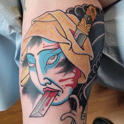 Seven Crowns tattoo 018