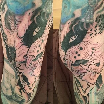 Seven Crowns tattoo 020