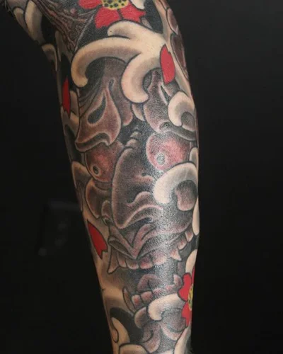 Seven Crowns tattoo 026