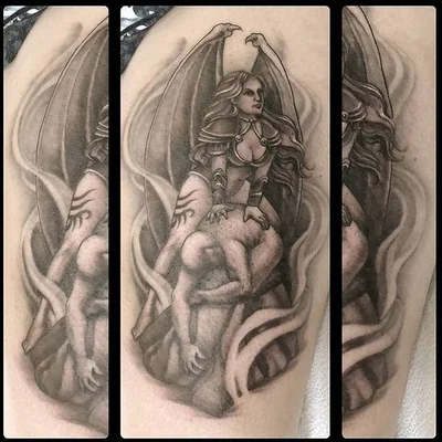 Seven Crowns tattoo 027