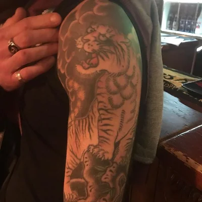 Sgrounch tattoo 021