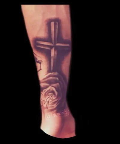 Dina Vazquez tattoo 012