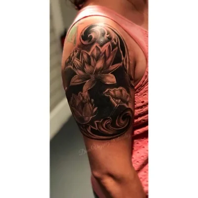 Dina Vazquez tattoo 021
