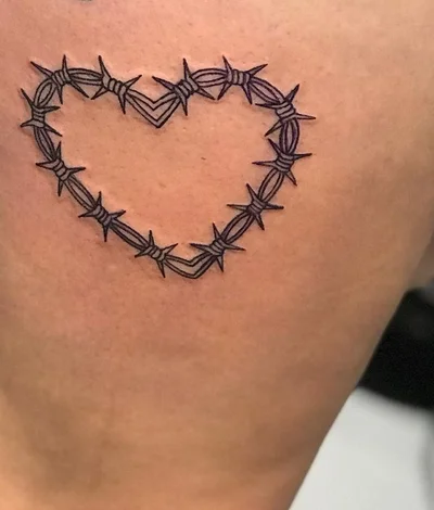 Dina Vazquez tattoo 023