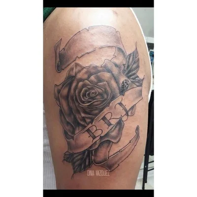 Dina Vazquez tattoo 024