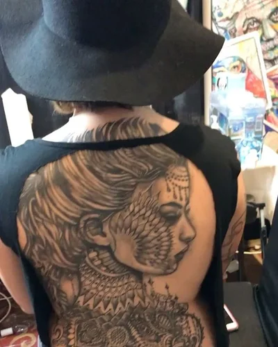 Jessie Black tattoo 046