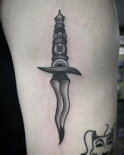 Shaley Fleming tattoo 039