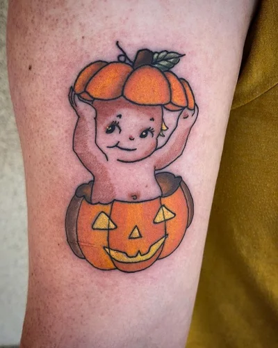 Shaley Fleming tattoo 041