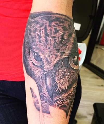 Shannon tattoo 010