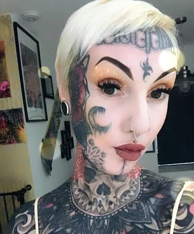 Annmarie Shand tattoo 030