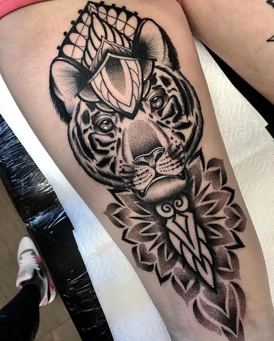 Annmarie Shand tattoo 043