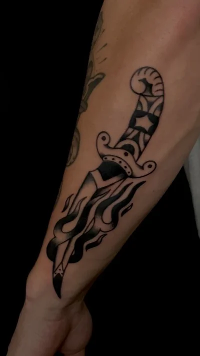 Shane Castle tattoo 011