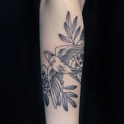 Shanna Keyes tattoo 017