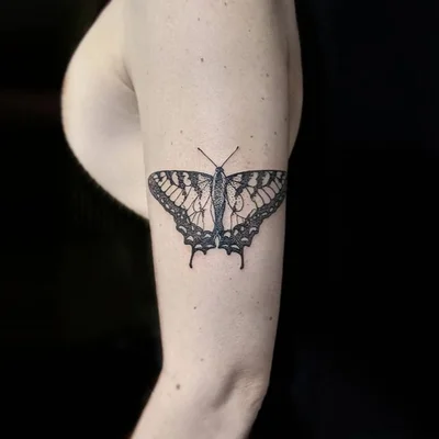 Shanna Keyes tattoo 025