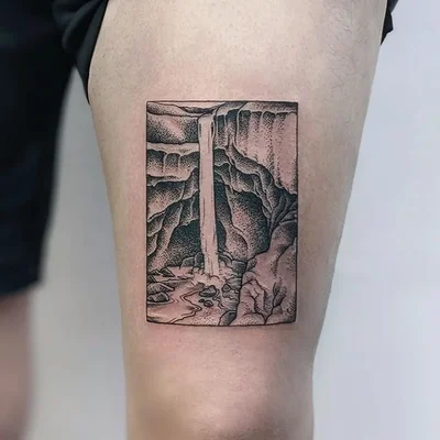 Shanna Keyes tattoo 029
