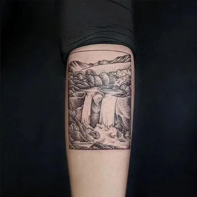 Shanna Keyes tattoo 033