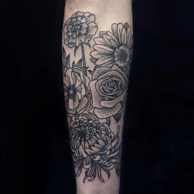 Shanna Keyes tattoo 038