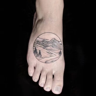 Shanna Keyes tattoo 045