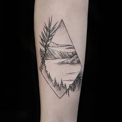 Shanna Keyes tattoo 047