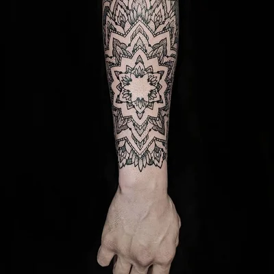 Shanna Keyes tattoo 048