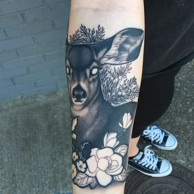 Shanti Cameron tattoo 040