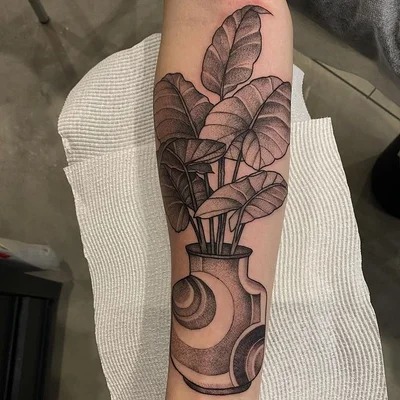 Sharna Lee tattoo 012