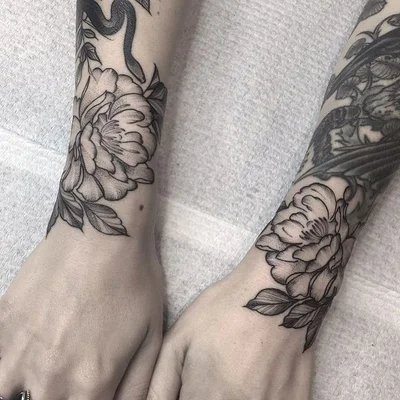 Sharna Lee tattoo 019