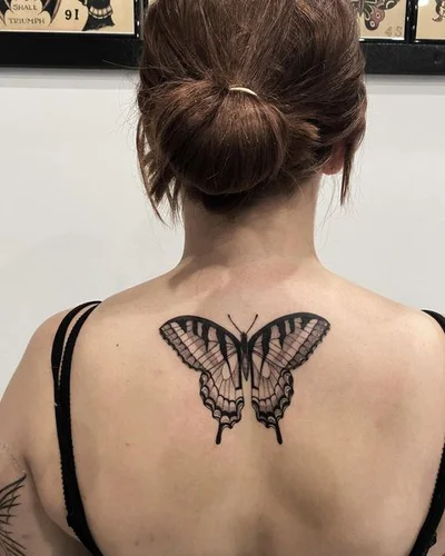 Sharna Lee tattoo 027