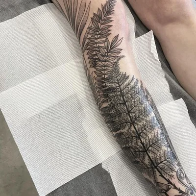 Sharna Lee tattoo 031